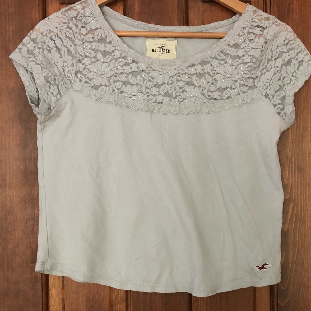 Nice crop top-like shirt